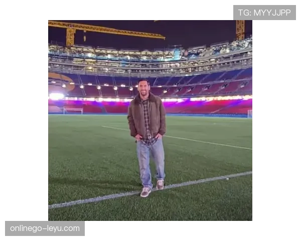 梅西重返巴萨传闻再起,球迷热盼球王状态回暖 梅西重返巴萨传闻再起,球迷热盼球王状态回暖