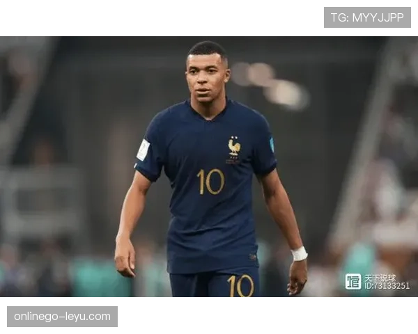 捷克中场强势回暖，硬朗表现成球队制胜关键