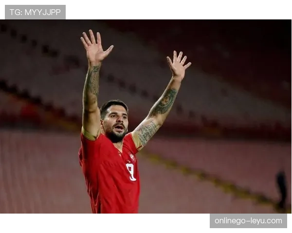 塞尔维亚门神米特罗维奇状态回暖，助球队斩获关键胜利