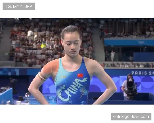 昌雅妮跳水完回家还要做卷腹？这腰是铁打的吧